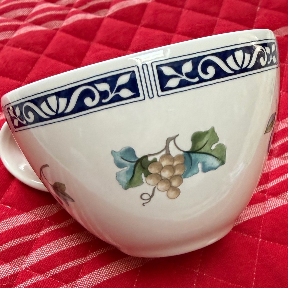 Pfaltzgraff Sunbury Grove teacup. Made in USA, new without box